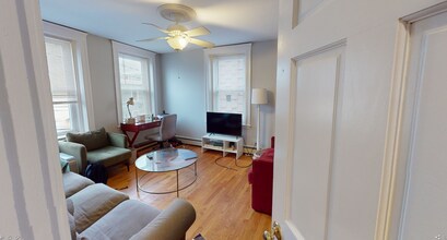 54 Kelly Rd, Unit 2l in Cambridge, MA - Building Photo - Building Photo