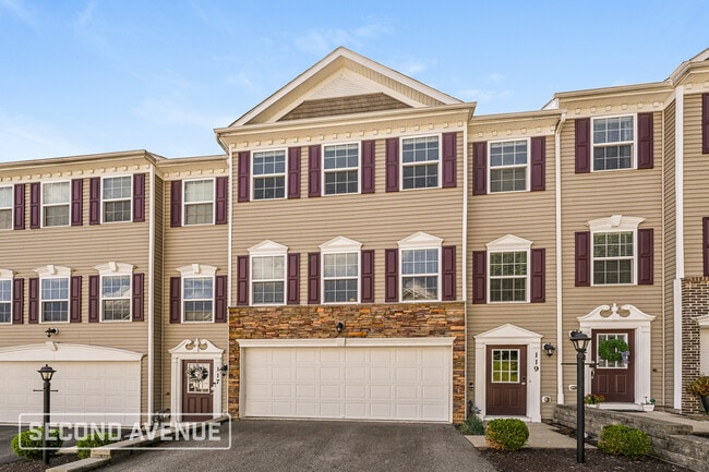 119 Holly Hill Dr