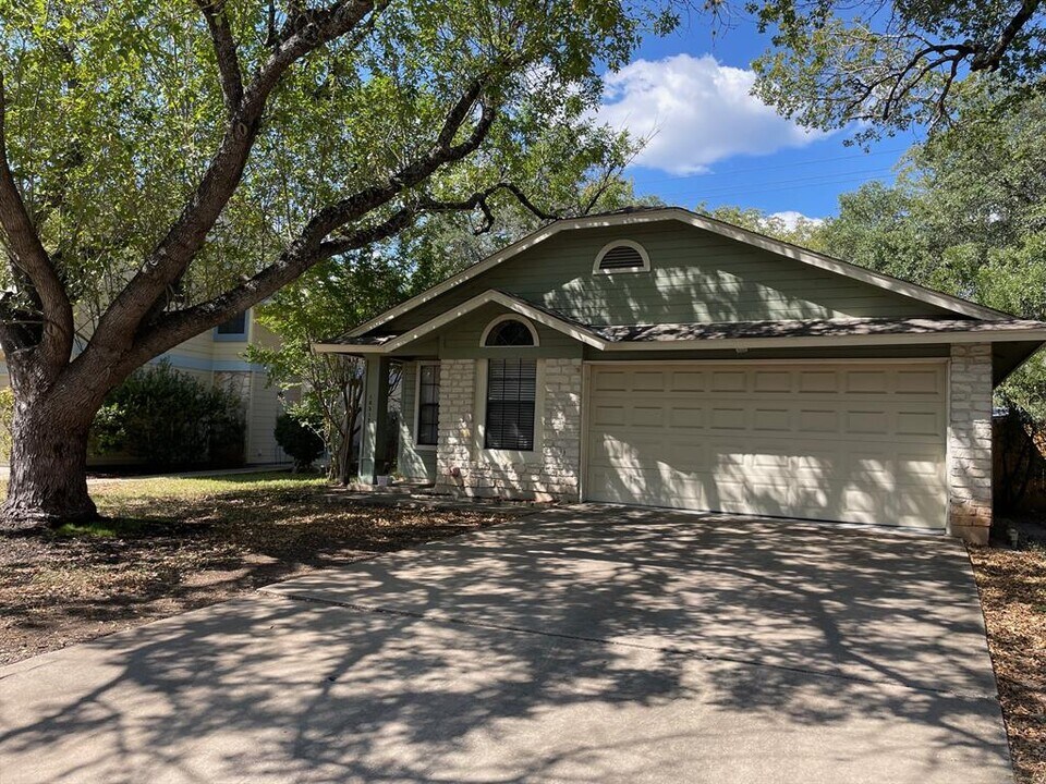 10512 N Platt River Dr in Austin, TX - Building Photo