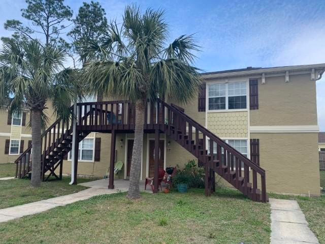 property at 719 S Berthe Ave