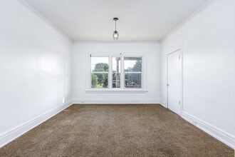 1565 W Grand Blvd in Detroit, MI - Building Photo - Building Photo