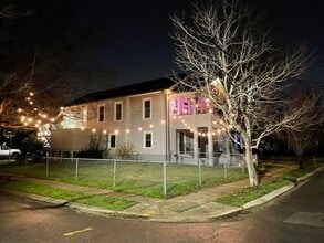 2237 S Salcedo St, Unit 2237 in New Orleans, LA - Foto de edificio - Building Photo
