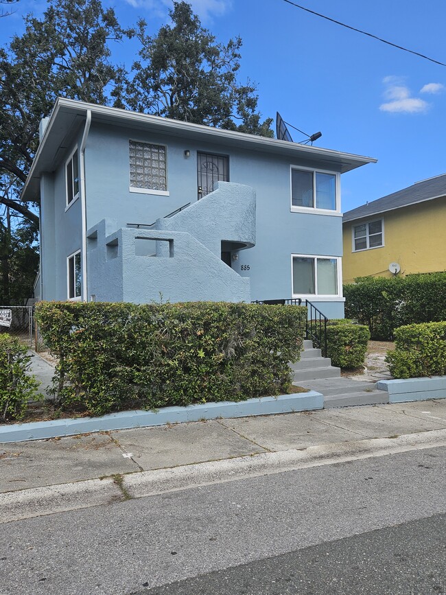 885 Paris Ave S, Unit B