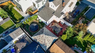 1041 Stonewall Ln in Secaucus, NJ - Building Photo - Building Photo