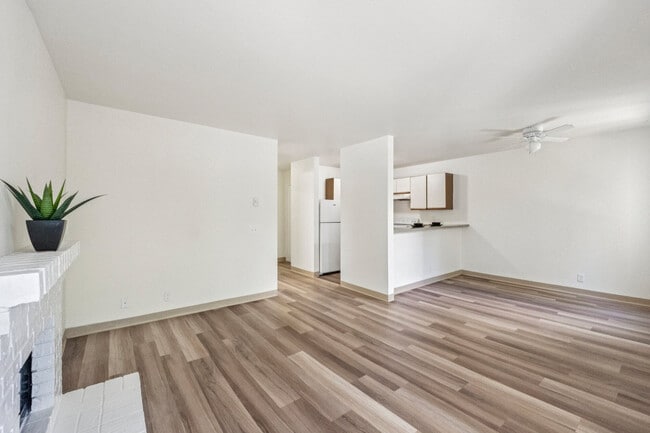 Windstone in Everett, WA - Building Photo - Building Photo