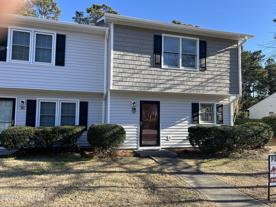 3 Portwest Townhouses Dr in Swansboro, NC - Building Photo