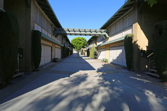 Paseo De Monterey in Arcadia, CA - Building Photo - Building Photo