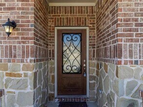 1700 Meadow Trail Ln in Aubrey, TX - Building Photo - Building Photo