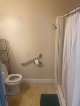 156 Main St, Unit Front Apt in Delhi, NY - Building Photo - Building Photo