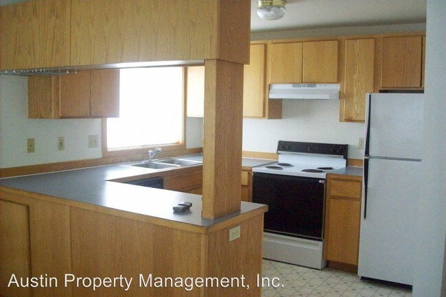 150 SW 17th St in Bend, OR - Building Photo - Building Photo