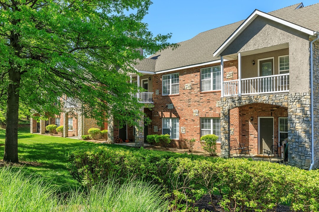 Savoy in Overland Park, KS - Foto de edificio