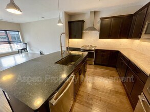 901 E 2nd Ave in Coralville, IA - Building Photo - Building Photo