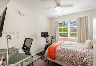 728 Lenox Ave. in Miami Beach, FL - Building Photo - Building Photo