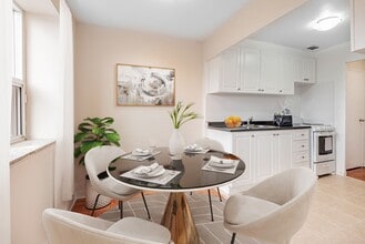 2005 Eglinton Avenue West in Toronto, ON - Building Photo - Building Photo