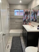 846 Lange St in Mundelein, IL - Building Photo - Building Photo