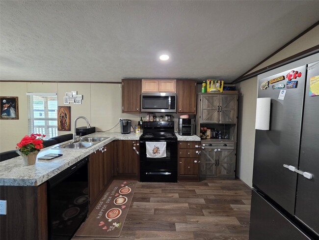2935 Calder Dr in League City, TX - Building Photo - Building Photo