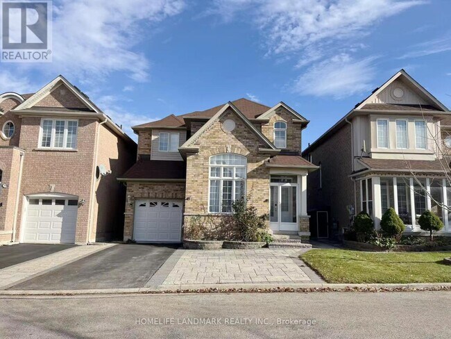 71 Ralph Chalmers Ave in Markham, ON - Building Photo - Building Photo