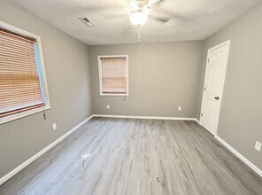 1154 S Pennsylvania Ave in Springfield, MO - Building Photo - Building Photo