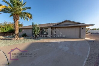 18414 N 129th Ave in Sun City West, AZ - Building Photo - Building Photo