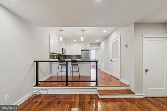 1321 N 7th St in Philadelphia, PA - Foto de edificio - Building Photo