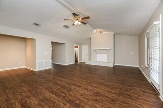 11093 Losco Jct Dr in Jacksonville, FL - Building Photo - Building Photo