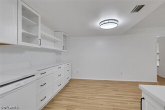 3615 Boca Ciega Dr in Naples, FL - Building Photo - Building Photo