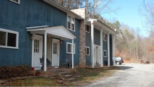 515 Monteith Gap Rd in Cullowhee, NC - Building Photo