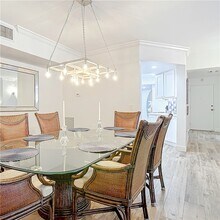 5601 Jimmy Buffett Mem Hwy, Unit S200 in Indian River Shores, FL - Foto de edificio - Building Photo