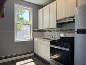 2402 West St in Union City, NJ - Building Photo - Building Photo
