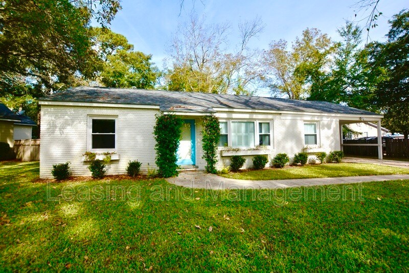 2 Rosedale Dr in Charleston, SC - Building Photo