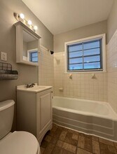 40 Lynnwood Dr in Council Bluffs, IA - Building Photo - Building Photo