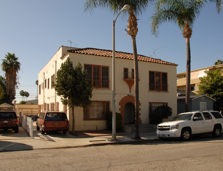 6826-6826 1/2 Leland Way in Los Angeles, CA - Building Photo