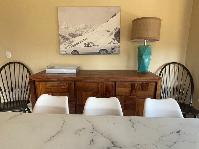 230 Nottingham Rd in Avon, CO - Building Photo - Building Photo