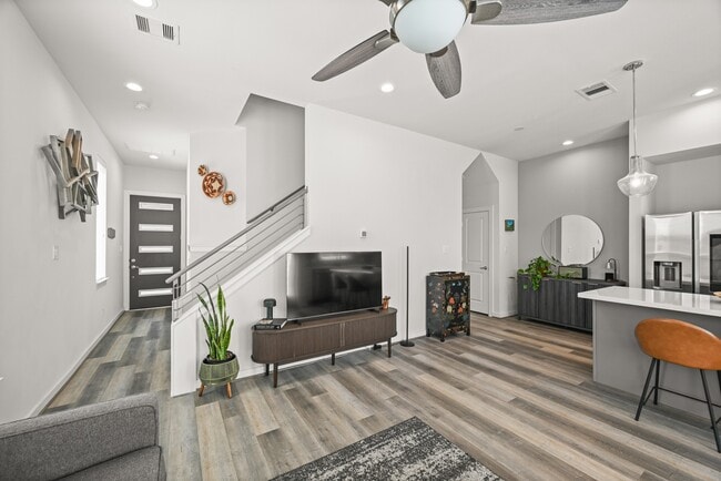 property at 4002 Elser St