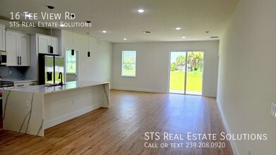 16 Tee View Rd in Rotonda West, FL - Building Photo - Building Photo