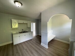 1429 Knox Ave N in Minneapolis, MN - Building Photo - Building Photo