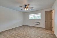 Malibu Apartments in Tulsa, OK - Building Photo - Interior Photo