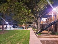 Hidden Park Apartments photo'