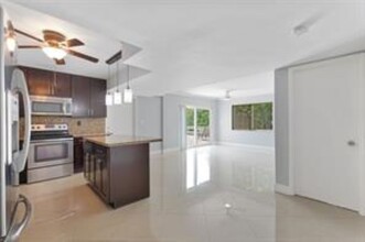 1400 NE 54th St, Unit 102 in Fort Lauderdale, FL - Building Photo - Building Photo