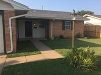 601 Mimosa Dr photo'