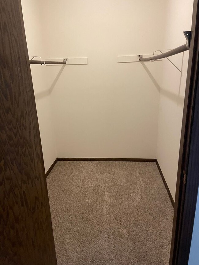 104 118th Ave NE in Minneapolis, MN - Building Photo - Building Photo