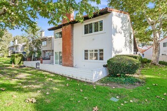 312 Vista Trucha in Newport Beach, CA - Building Photo - Building Photo