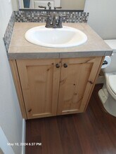 1011 Millwright Ave in McMinnville, OR - Building Photo - Building Photo