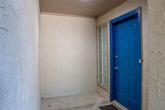 13234 Woodbend Ln in Dallas, TX - Building Photo - Building Photo