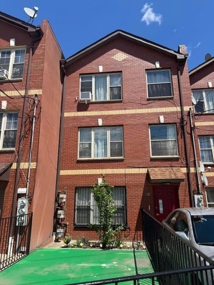 769 Fountain Ave in Brooklyn, NY - Building Photo - Building Photo