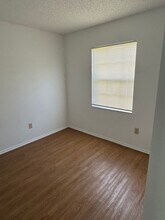 1015 Grandeur St SE in Palm Bay, FL - Building Photo - Building Photo