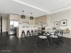 6911 N Western Ave in Chicago, IL - Building Photo - Building Photo