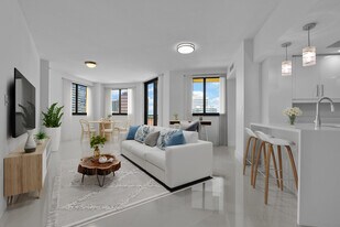 110 N Federal Hwy in Fort Lauderdale, FL - Building Photo