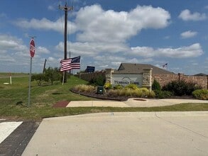 14032 Earlham St in Pilot Point, TX - Building Photo - Building Photo