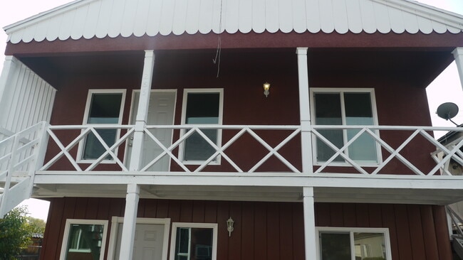 property at 265 W 14th St